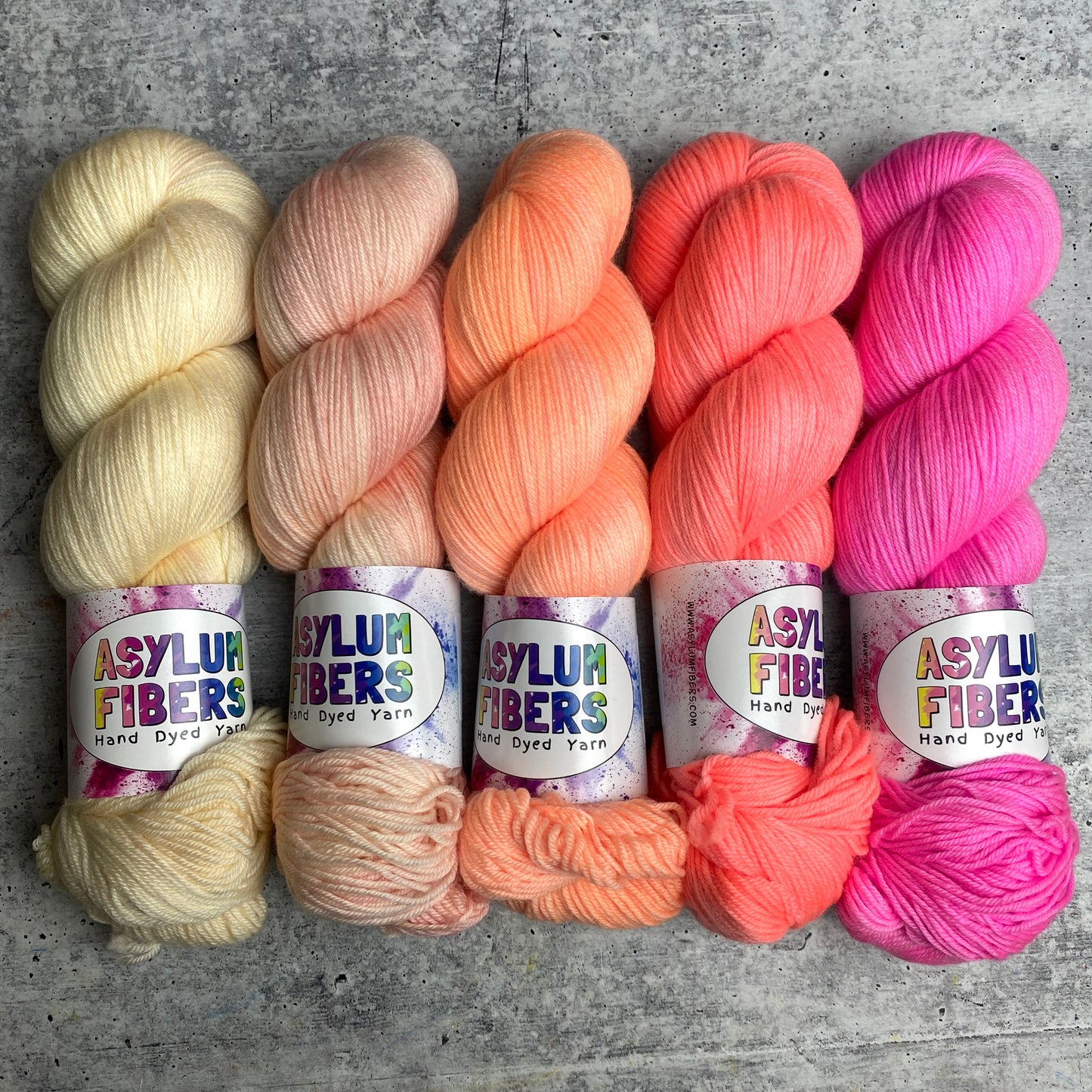 Ready to Ship - Peaches and Cream Fade of 5 on Luxe Fingering