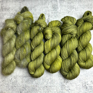 Mantis - DYED TO ORDER